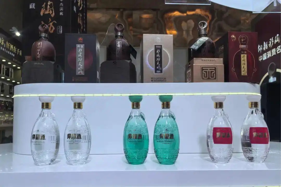 ��Щ�׾���ҵ������ռ�����г�